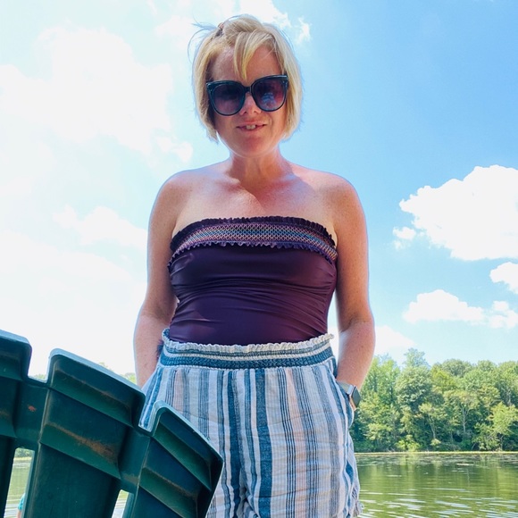 Meet Your Posher - Picture 5 of 7